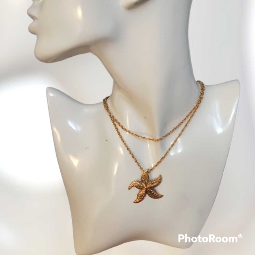 VTG AVON 1987 Starfish Pendant Chain Necklace